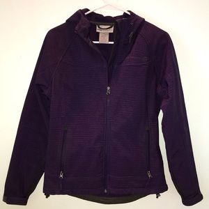 Free Country small women’s jacket w hood. 2-pockets, zip front, 2-inside pockets